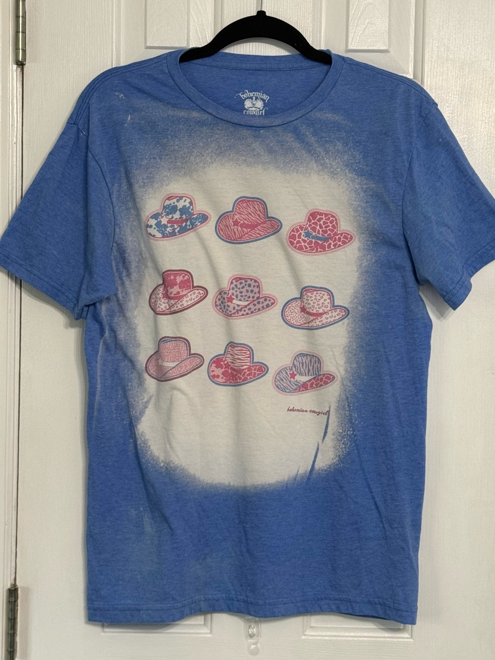 Bohemian Cowgirl Bleached Americana Cowboy Hats Graphic Tee M
